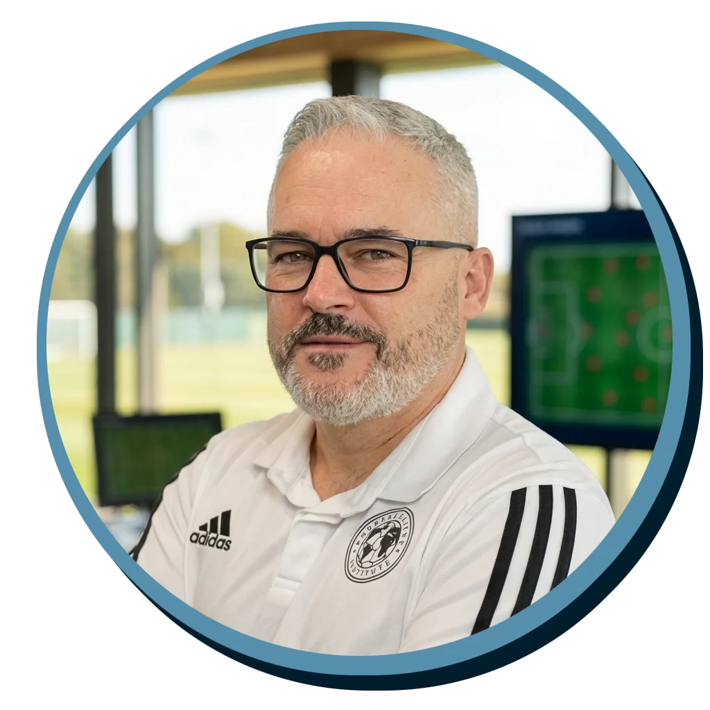 Victor Mañas, Master director